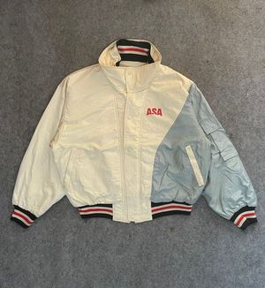 Biker Windbreaker Pria cream gray