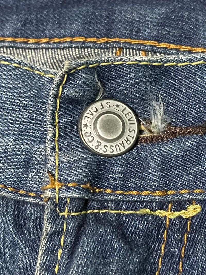 Reworked Distressed Levi’s 505 Blue Jeans, foto 10