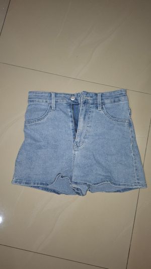 Celana pendek HnM highwaist
