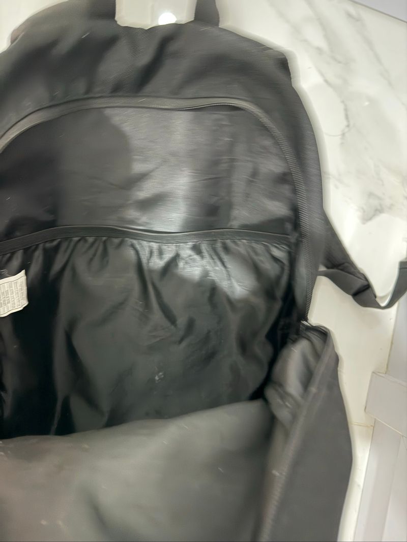 Tas Skecher, foto 2