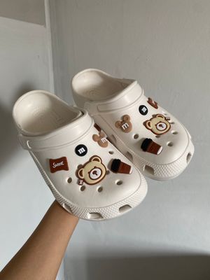Sepatu Baim