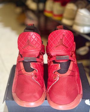 Air Jordan Retro XXXIII Red