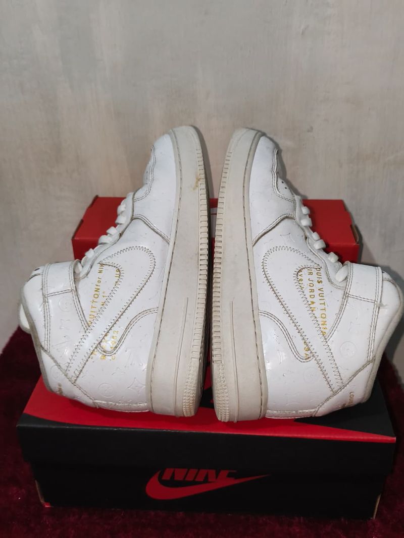 Louis Vuitton x Nike AF1 Mid Triple White sz 43, foto 3