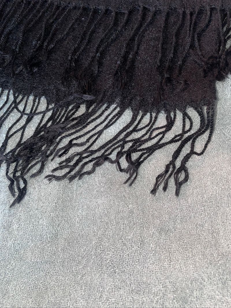 Black n white scarf pashmina gradation, foto 4