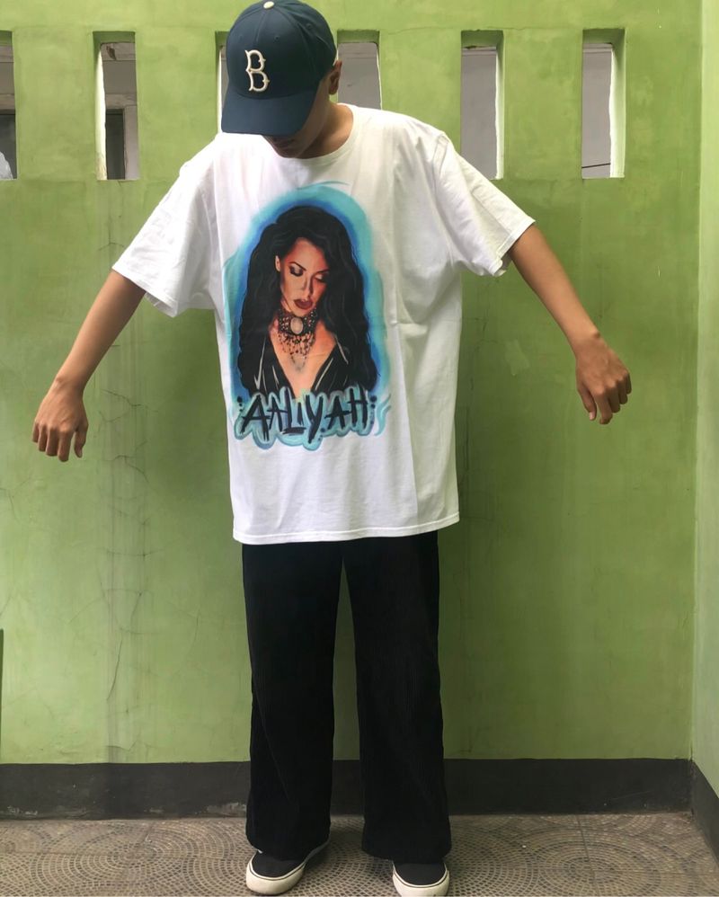 official aaliyah graphic t-shirt, foto 2