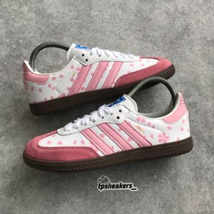 Adidas Casual Sneakers Wanita white pink
