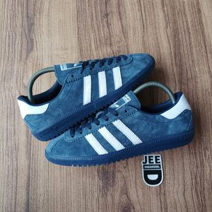 Adidas Indie Casual Sneakers Pria white navy