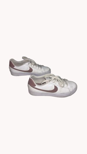 Preloved Nike Sneakers