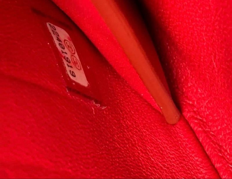 CHANEL RED AIRLINE NO.22 calfskin envelope, foto 7