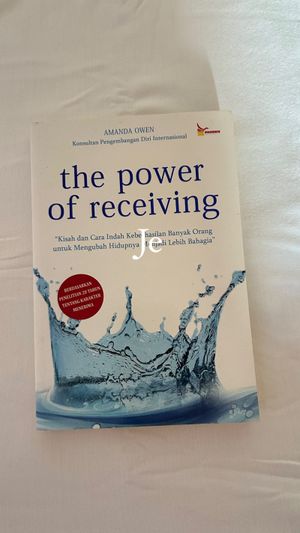 Buku Amanda Owen 'The Power of Receiving'