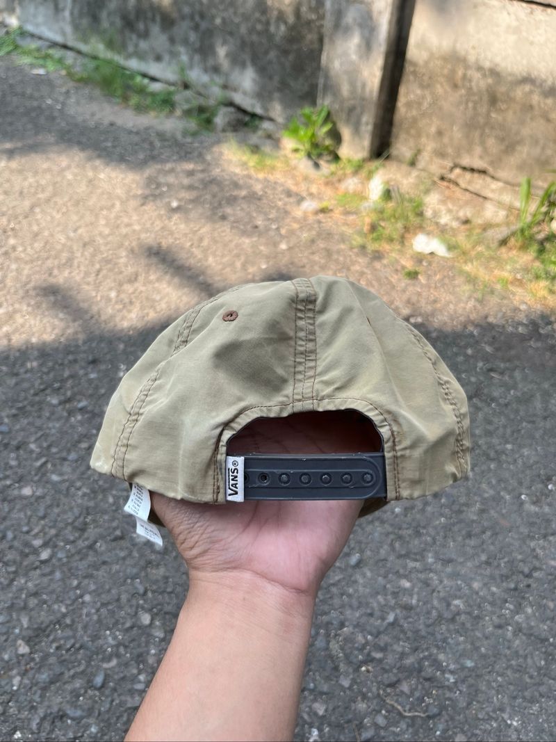 CAPS VANS, foto 3