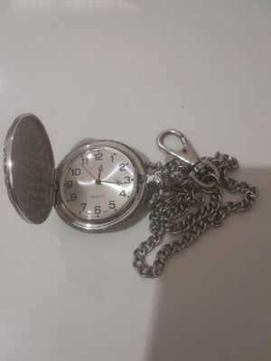 Jam saku menggunakan batery