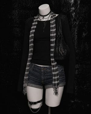 ╋━ Black Long Sleeve w Syal