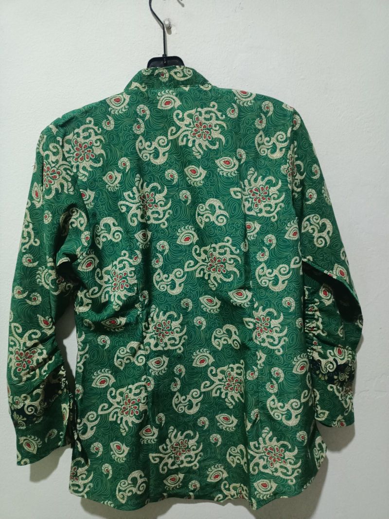 Asymmetric Green Batik Blouse 💚✨, foto 3