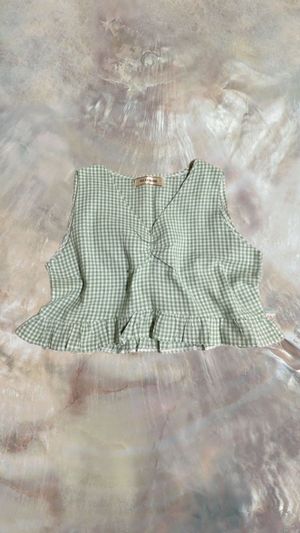 coquette crop top