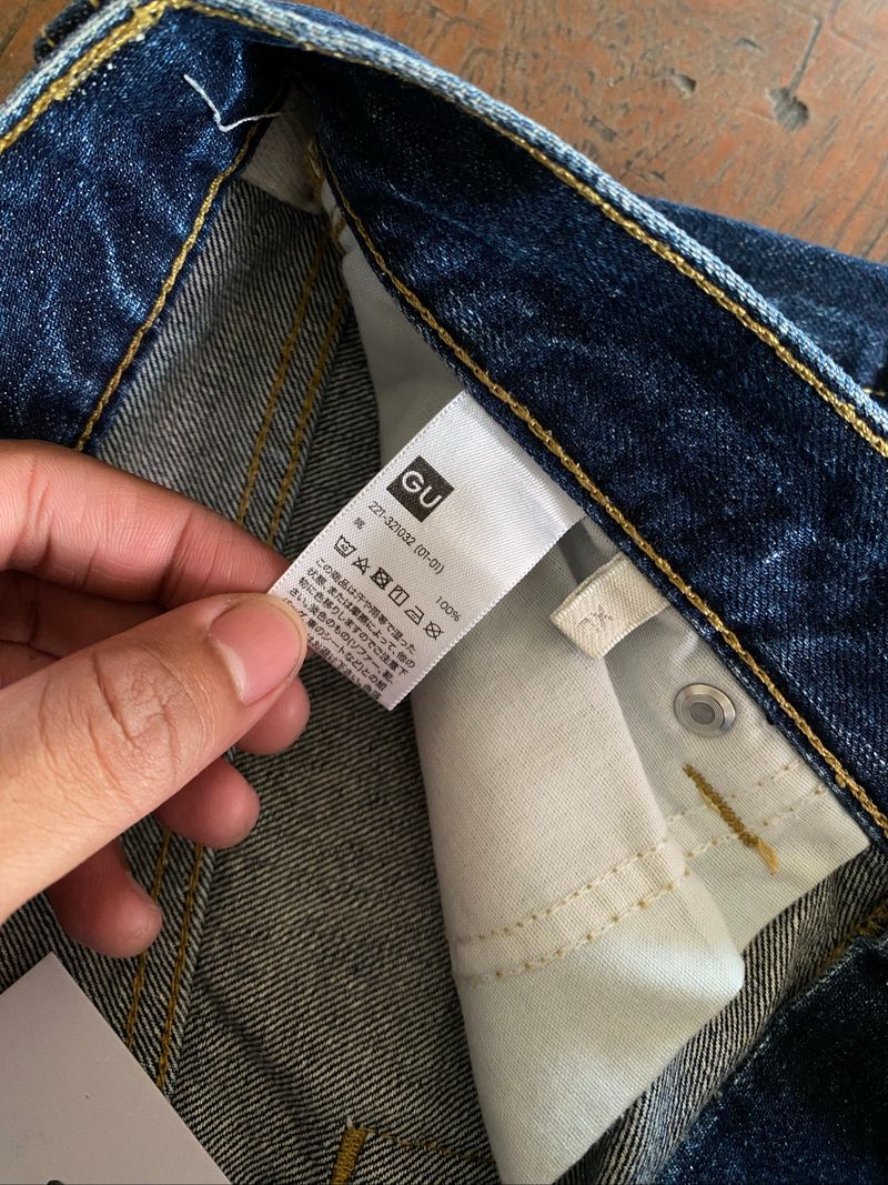 GU JEANS, foto 3