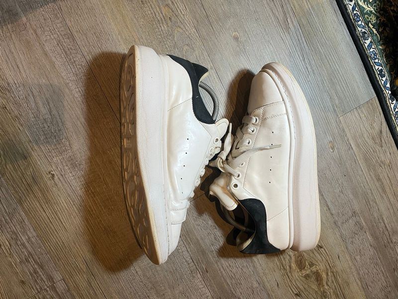 Alexander Mcqueen sz 44, foto 3