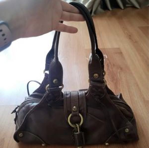 Francesco biasia| lagi BU makanya dijual