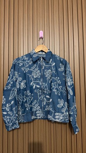 Jaket crop/ Outer