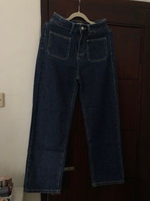 JEANS SAKU DEPAN