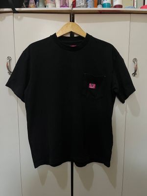 AGAINST LAB POCKET TEE