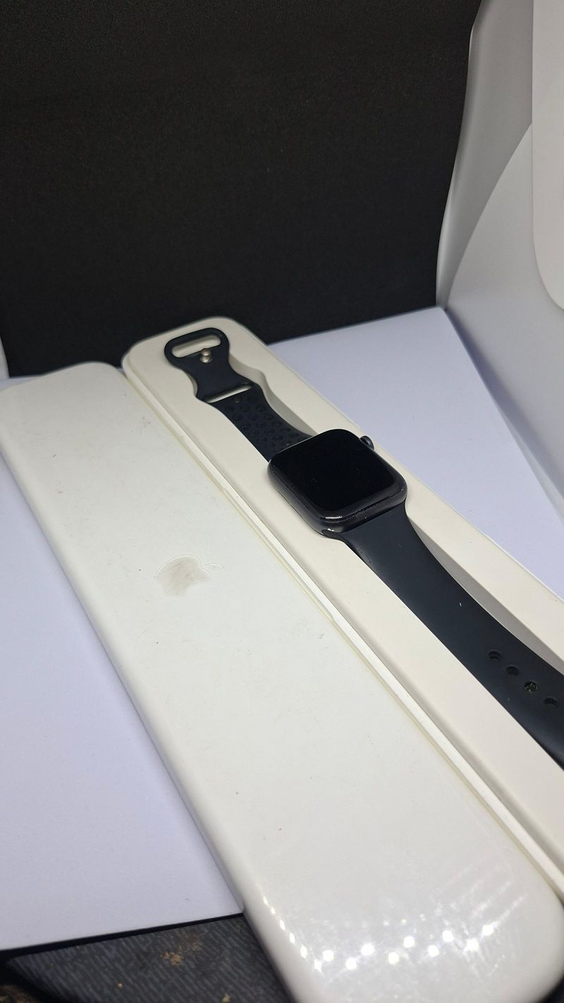 Apple Watch Series 4 Nike +, foto 3