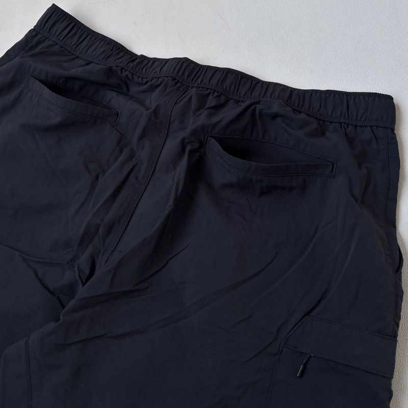Uniqlo Nylon Geared Utility Cargo Short Black, foto 7