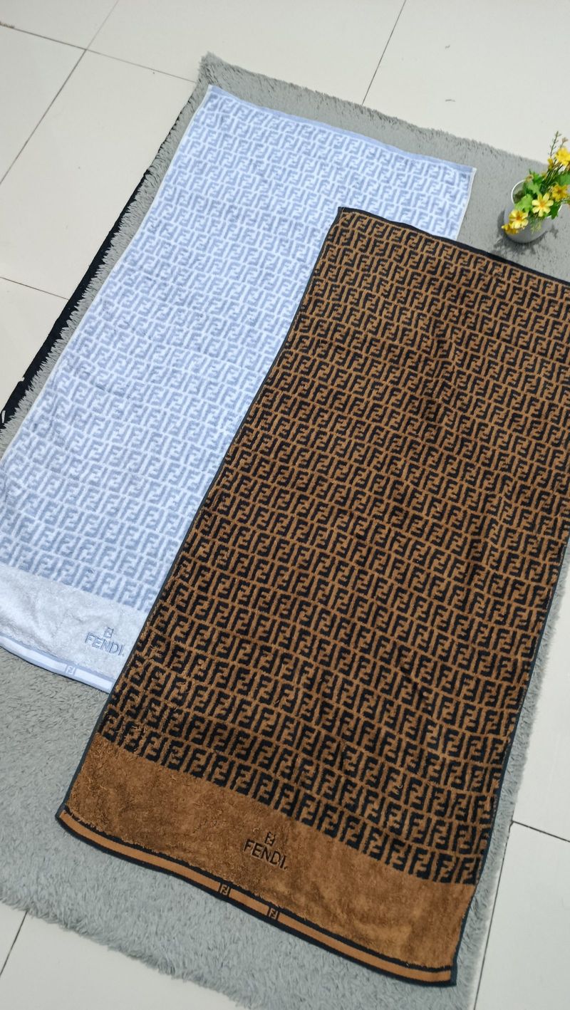 Vintage monogram fendi towel, foto 3