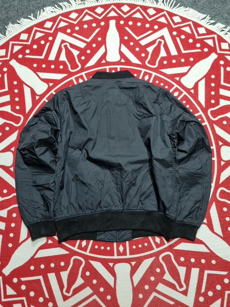 Uniqlo Nylon Bomber Jacket, foto 6