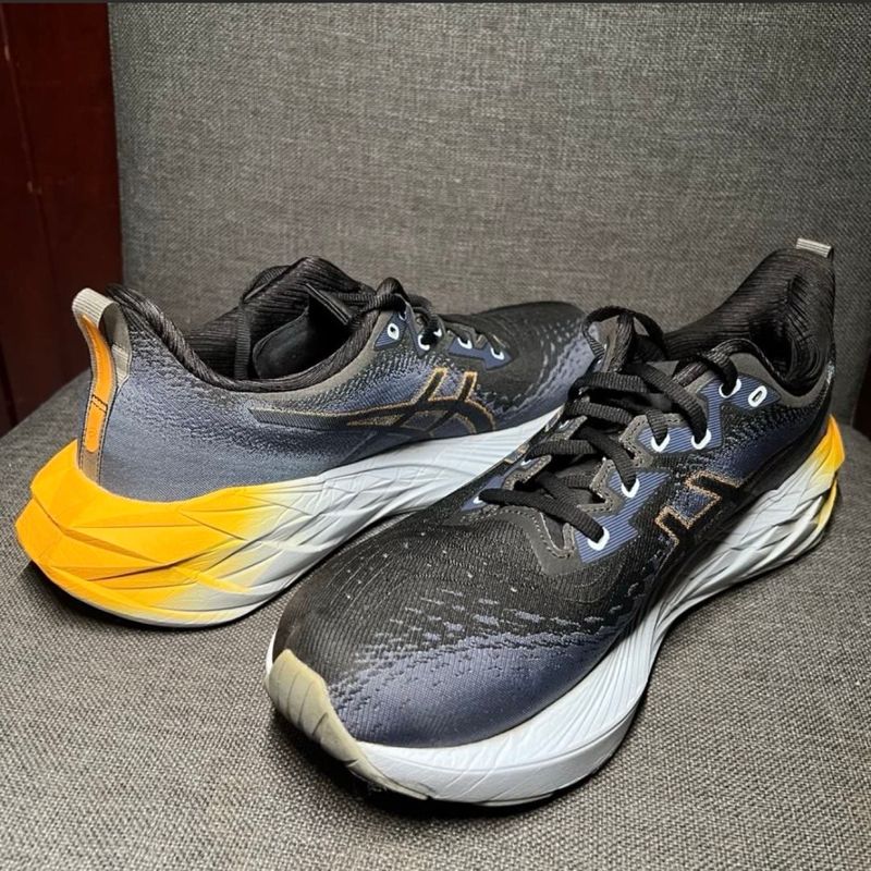 Asics Novablast 4 Black Thunder Blue Original, foto 5