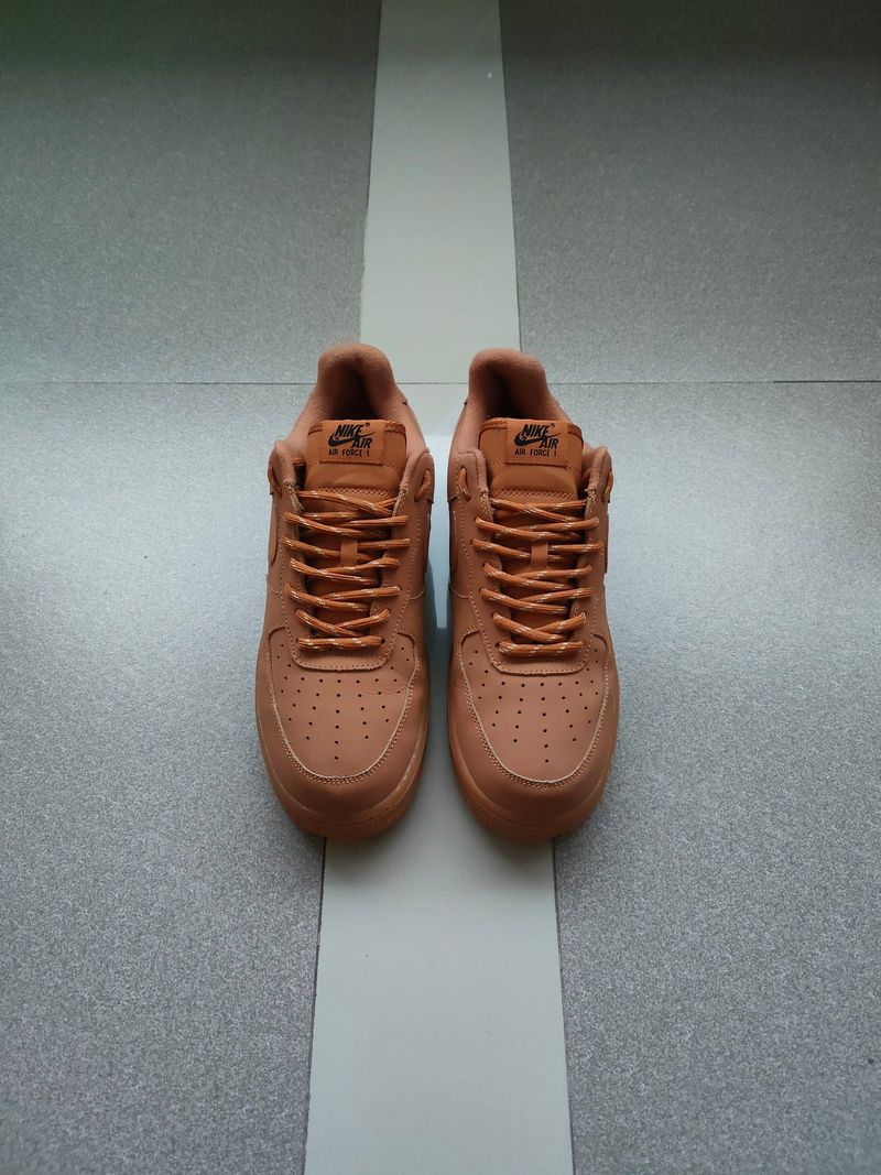 Nike Air Force 1 Low Wheat Supreme, foto 2