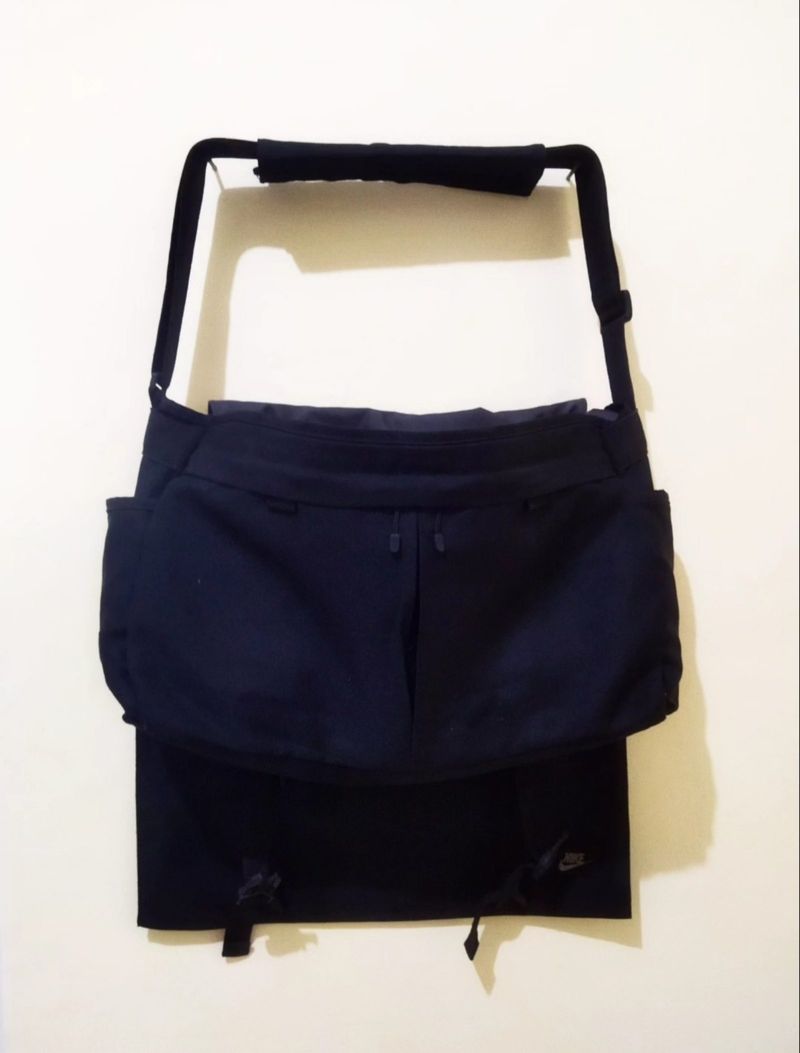 Nike Messenger Bag Multipocket Small Logo Black, foto 3