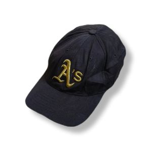 MLB ATHLETICS BLACK BUILD UP CAP | TOPI | KDU