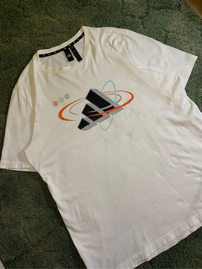Kaos adidas, foto 2