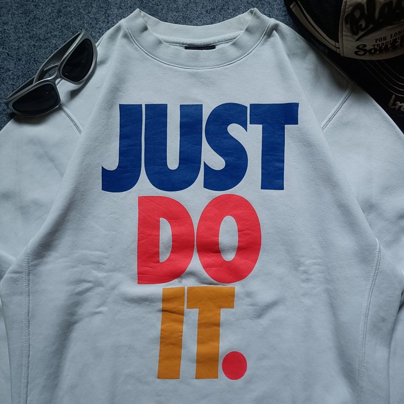 Crewneck Nike Just Do It Putih Second Thrift, foto 3