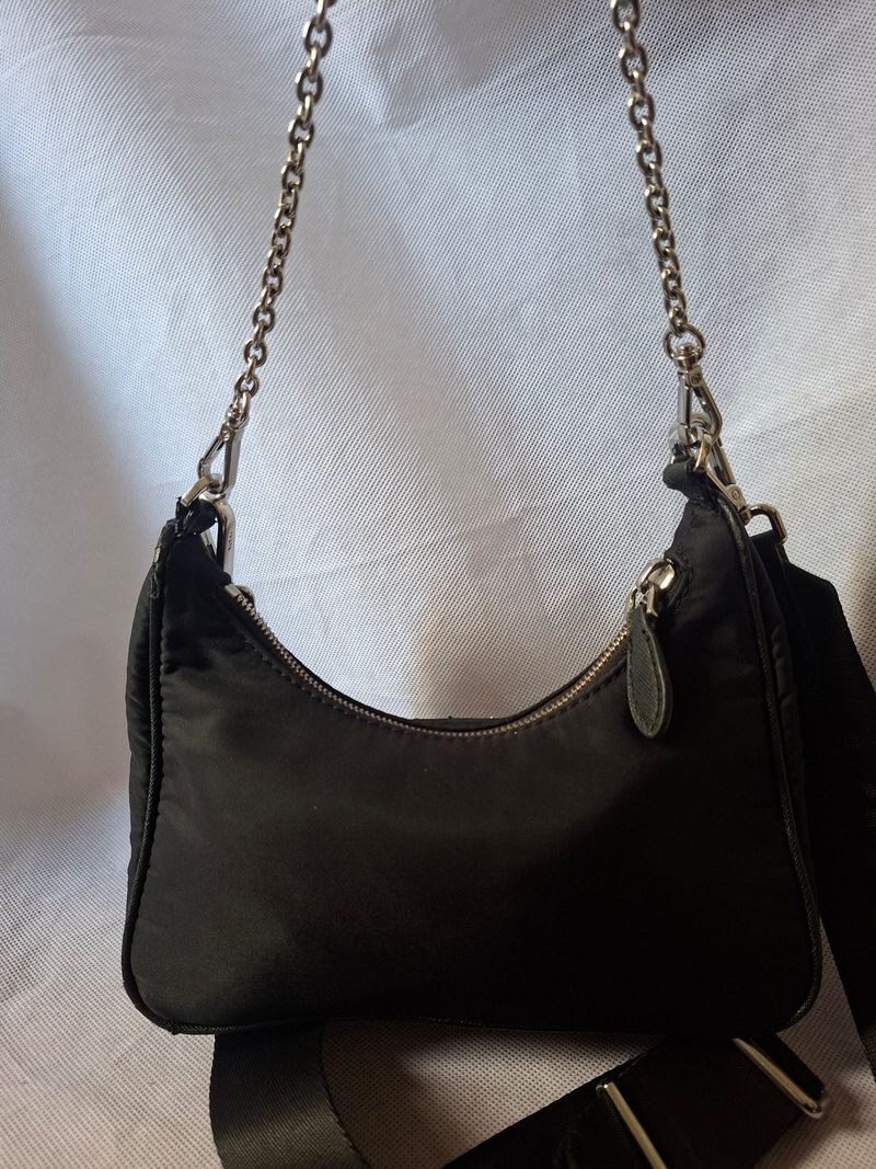 Prada Tessuto Nilon Re-Edition, foto 2