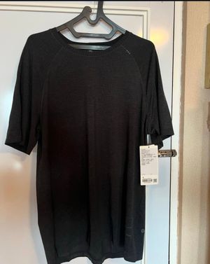 Lululemon Tshirt