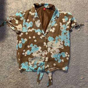 Preloved Atasan Wanita