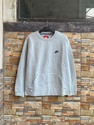 [Termurah] Nike Tech Sweatshirt Softshell Grey Good Conditon