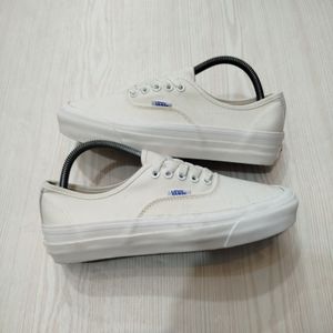 Vans authentic