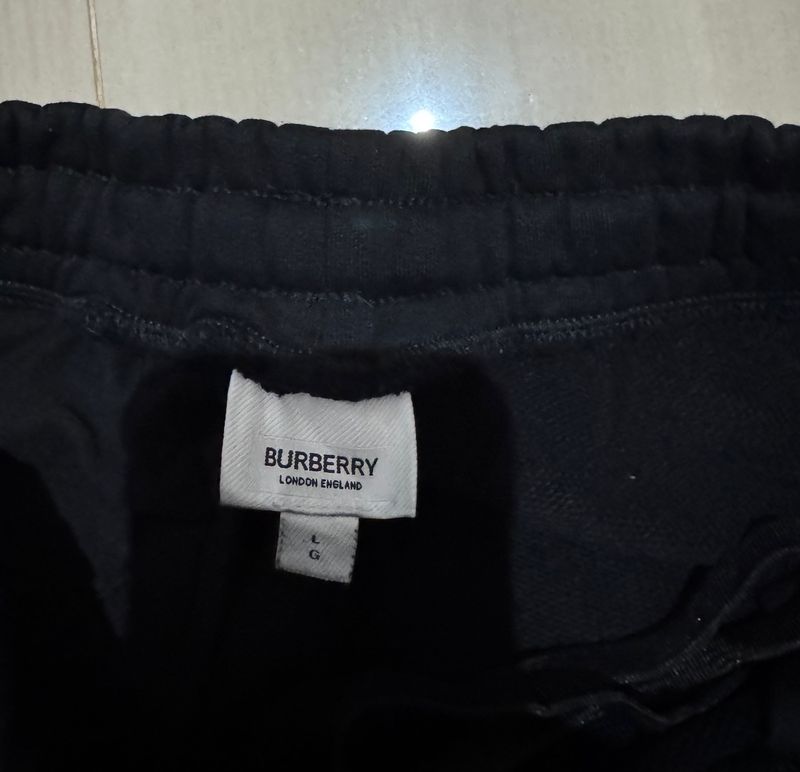 Celana Pendek Burberry Size L Seken, foto 3