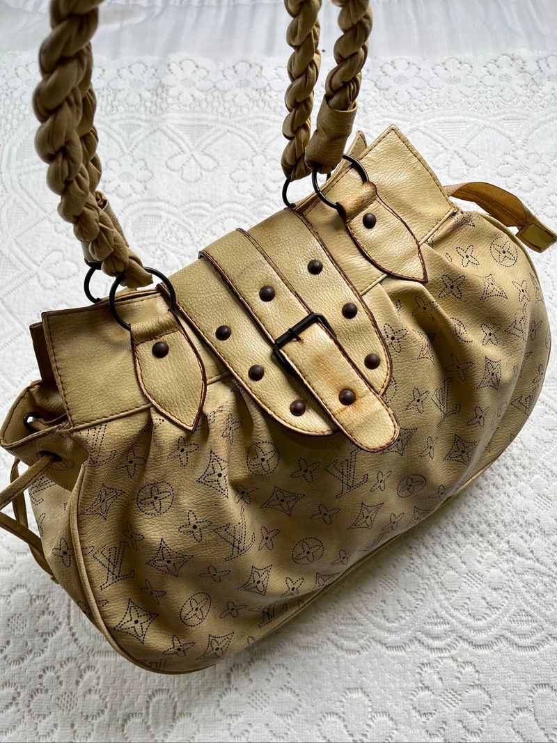 louis vuitton ruched shoulder bag, foto 3