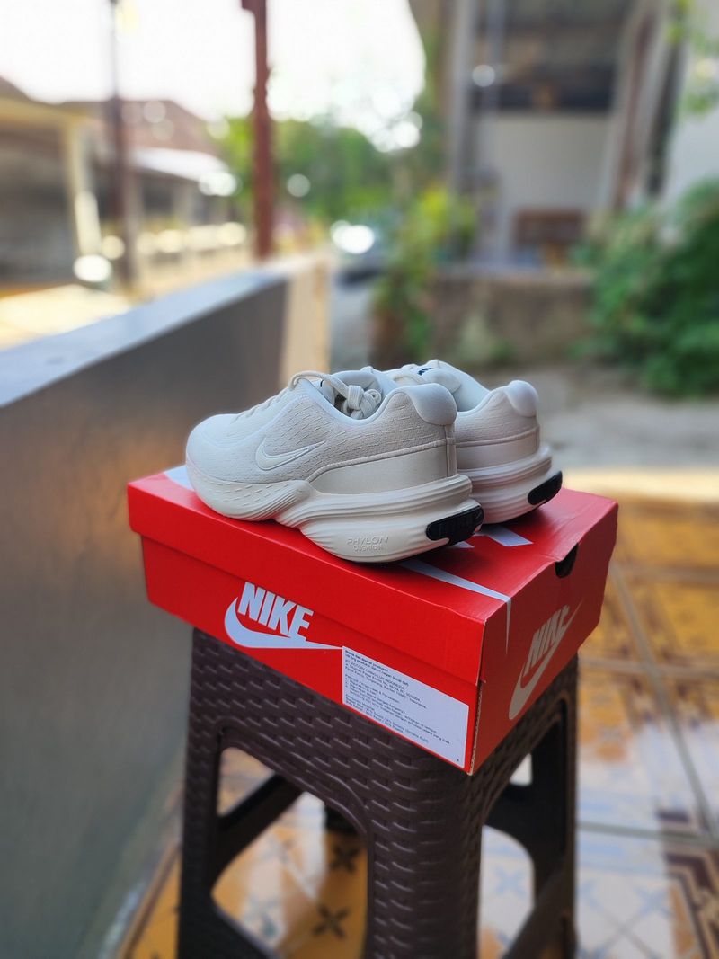 Nike Uplift SC Phantom, foto 3