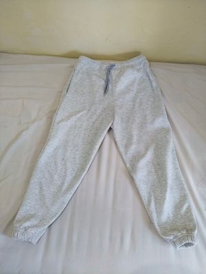 Hnm light grey jogger