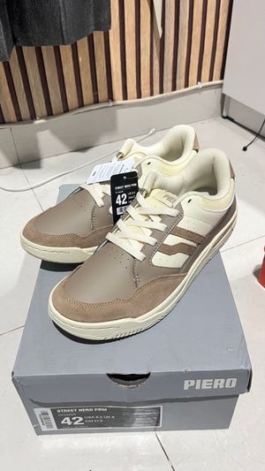 sepatu piero