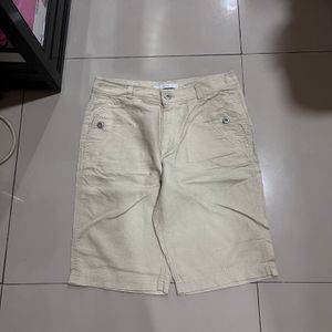 Shuca Short Pants