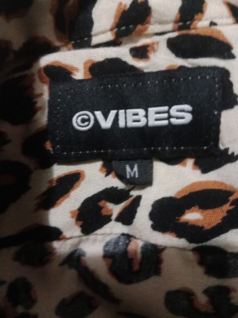 kemeja leopard, foto 2