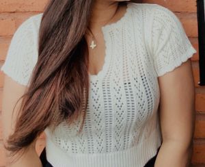 Atasan rajut wanita v-neck crop top