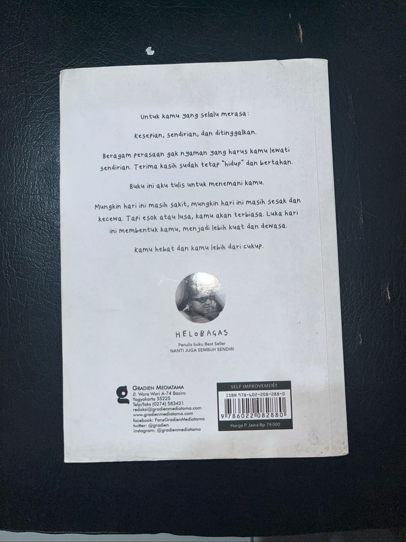 Buku helobagas “Nanti juga terbiasa”., foto 2