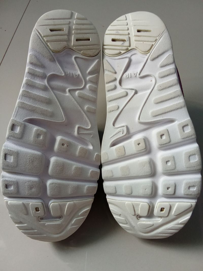 Nike Air Max Tiny Sneakers Anak sz 31/19cm, foto 7